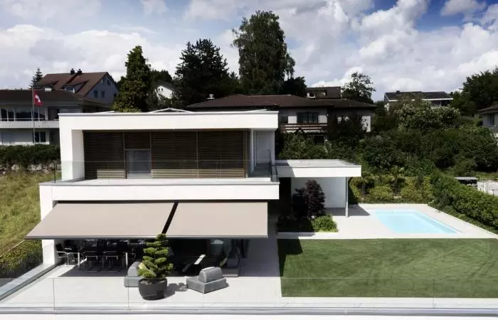 Stores bannes sur mesure pour ma terrasse