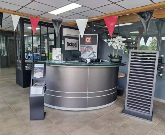 Showroom v&eacute;randas et menuiseries &agrave; Annecy